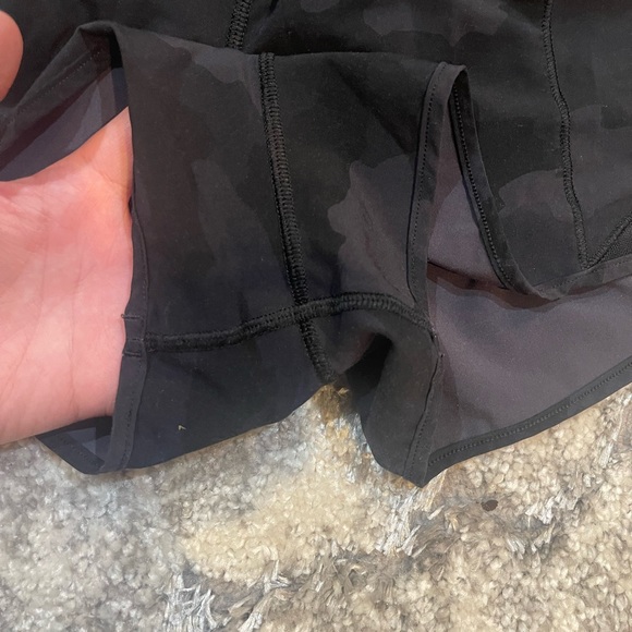 lululemon athletica Camo Black Women's Athletic Shorts - Picture 12 of 12